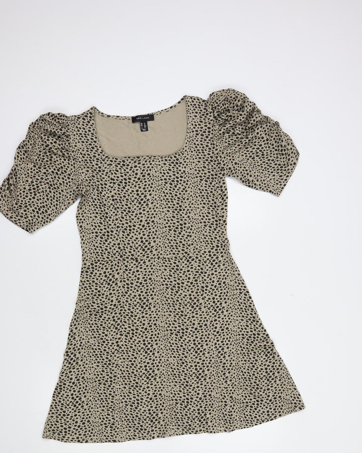 New Look Womens Beige Animal Print Viscose Fit & Flare  Size 8  Square Neck Pullover