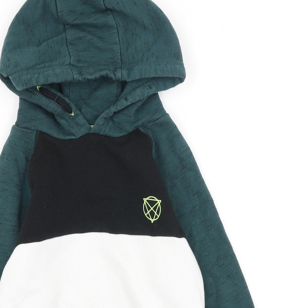 Preworn Boys Multicoloured  Cotton Pullover Hoodie Size 7 Years