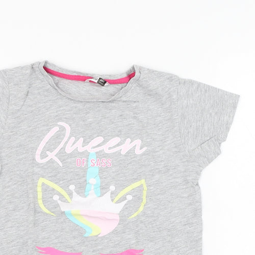 Pep&co Girls Grey  Cotton Basic T-Shirt Size 8-9 Years Round Neck Pullover - Queen of sass