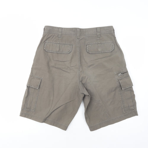 CS. Issue Mens Green  Cotton Cargo Shorts Size 34 in L11 in Regular Button