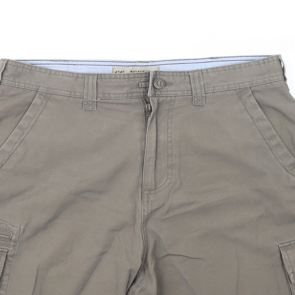 CS. Issue Mens Green  Cotton Cargo Shorts Size 34 in L11 in Regular Button