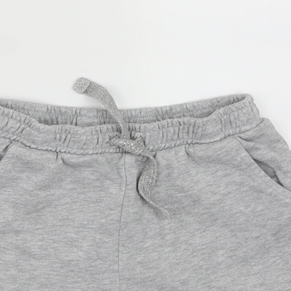 Matalan Girls Grey  Cotton Sweat Shorts Size 7 Years  Regular Drawstring