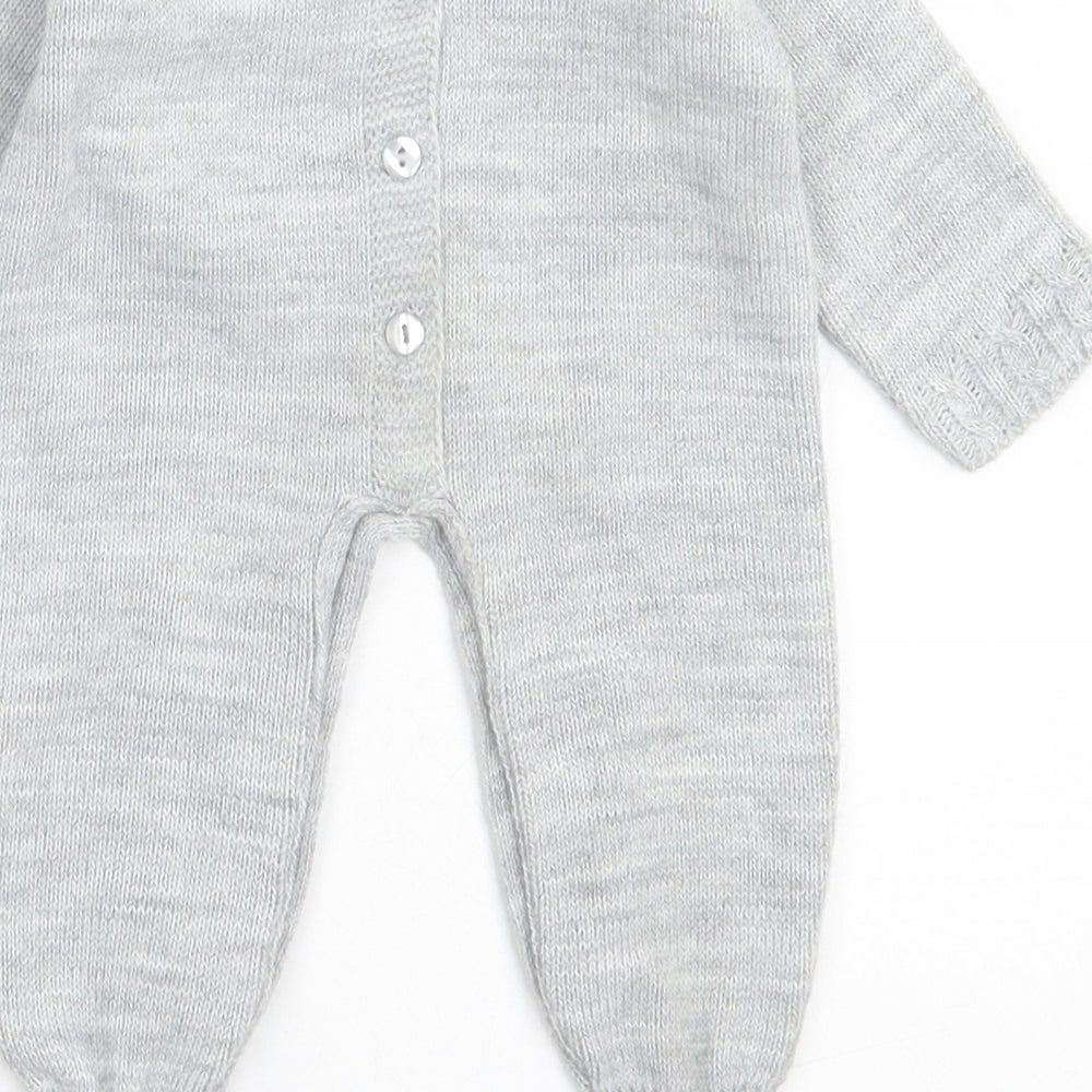 Sardon Baby Grey  Acrylic Babygrow One-Piece Size 0-3 Months  Button