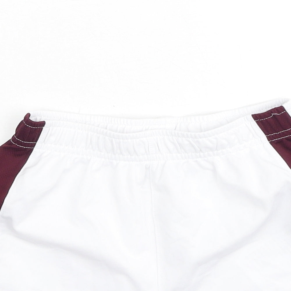 Umbro Boys White  Polyester Sweat Shorts Size 4-5 Years  Regular