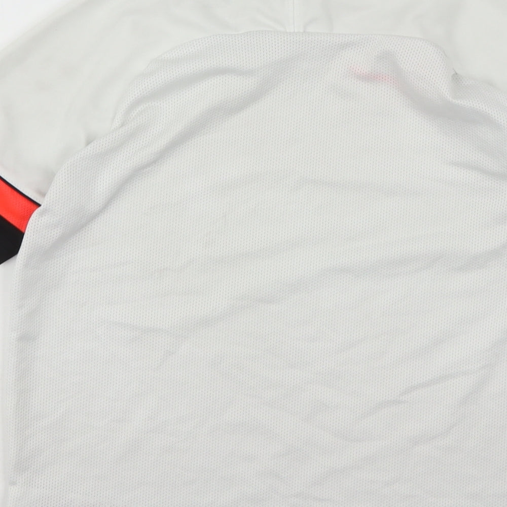 Nike Boys White  Polyester Basic T-Shirt Size 11-12 Years Round Neck