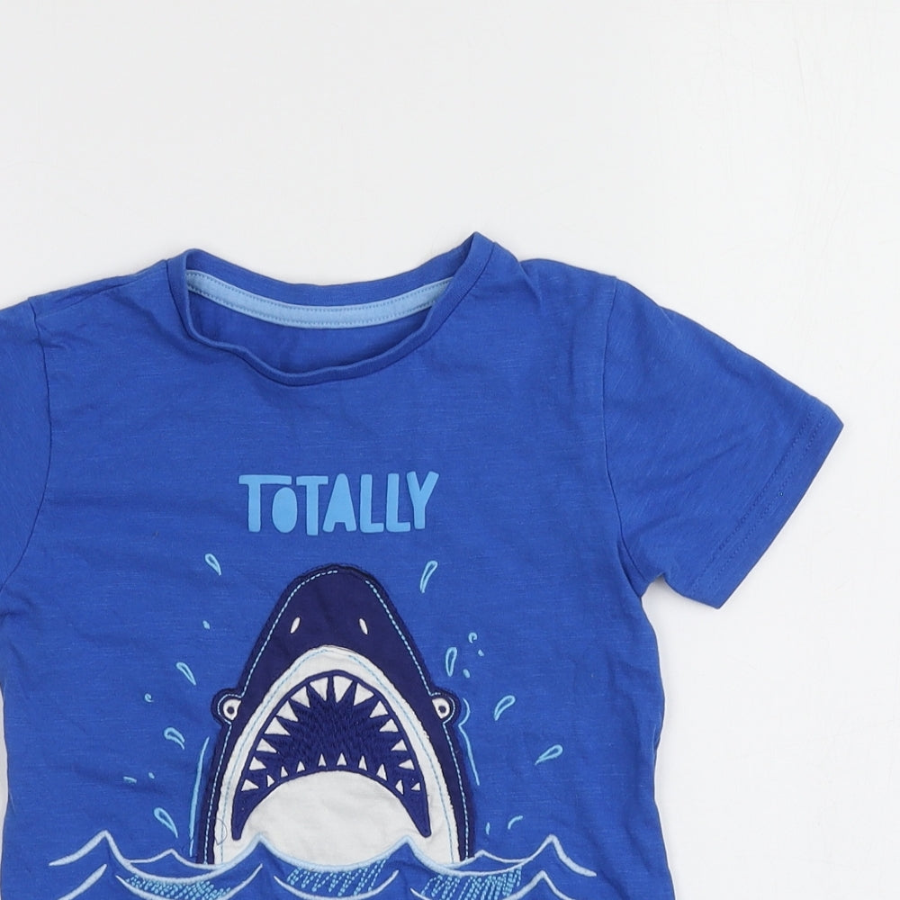 Dunnes Stores Boys Blue Geometric 100% Cotton Basic T-Shirt Size 4-5 Years Round Neck  - Shark pattern
