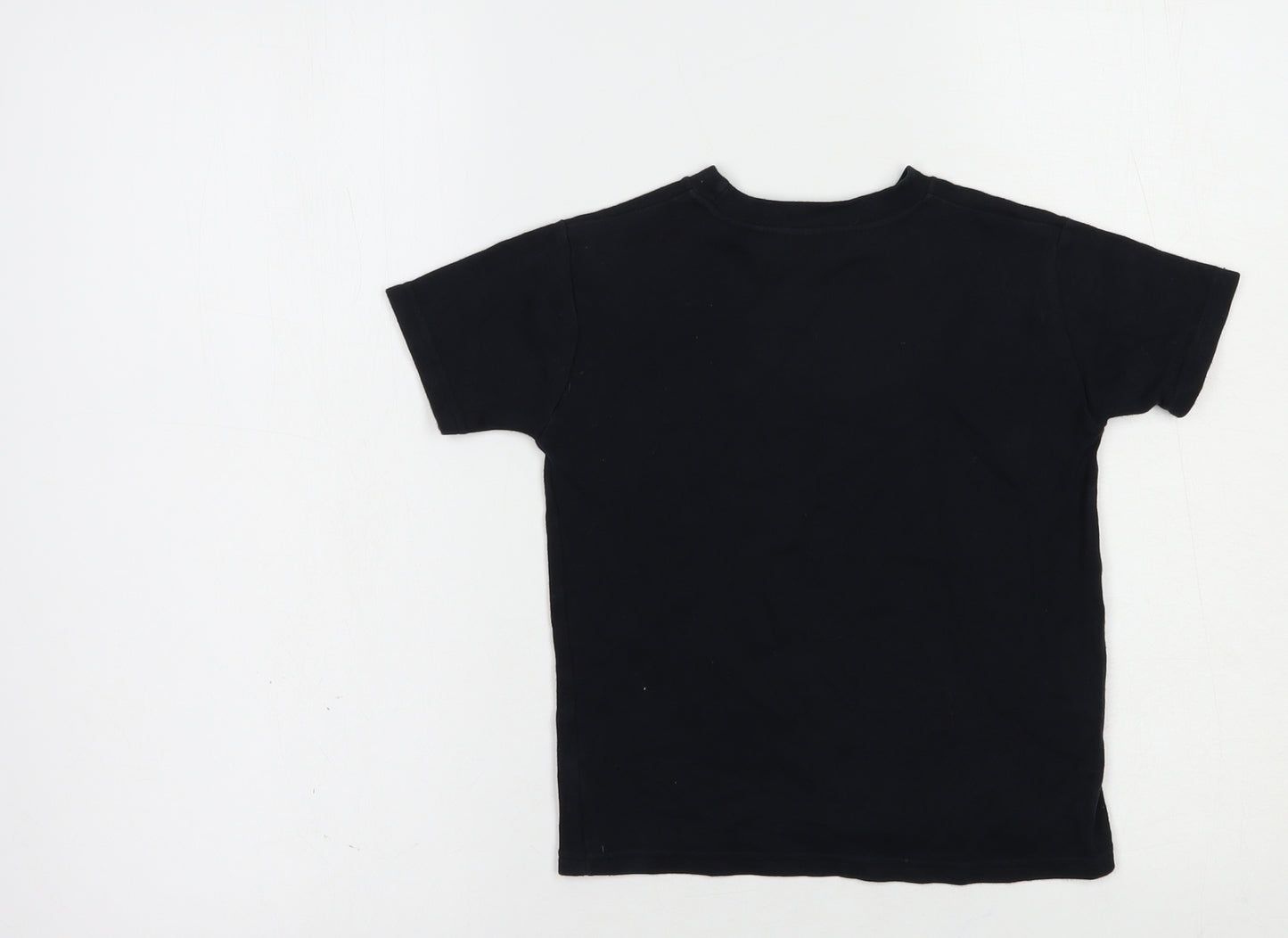 Preworn Boys Black  Cotton Basic T-Shirt Size 4-5 Years Crew Neck Pullover - Mummas Bestie