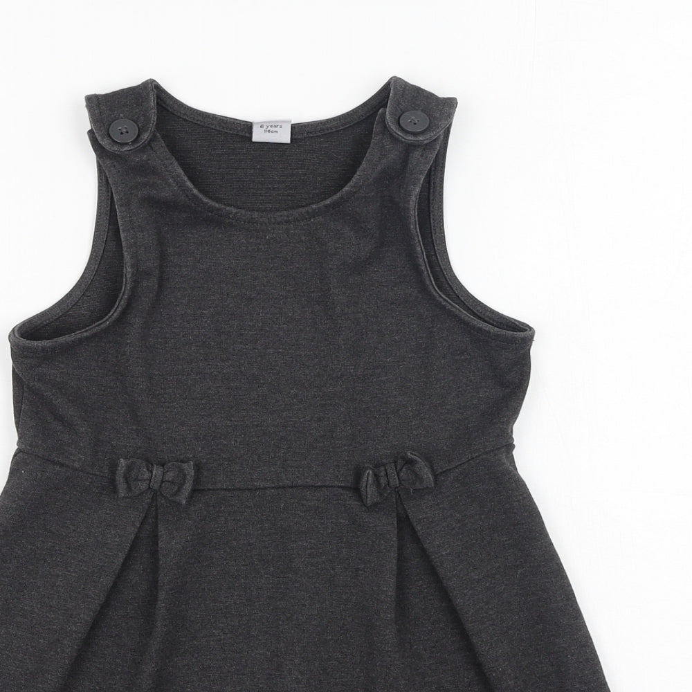 TU Girls Grey  Polyester Fit & Flare  Size 6 Years  Round Neck
