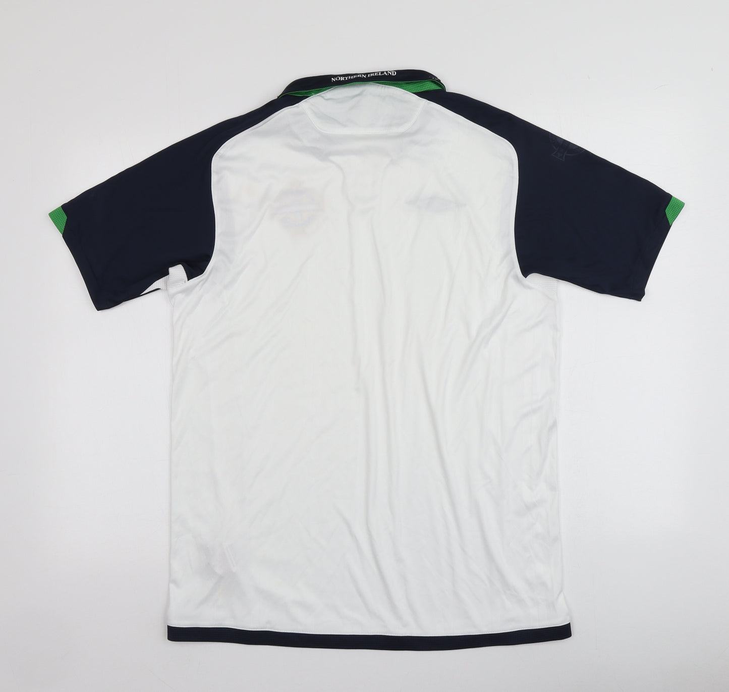 Umbro Mens White  Polyester  T-Shirt Size M Round Neck  - Northern Ireland Irish Football