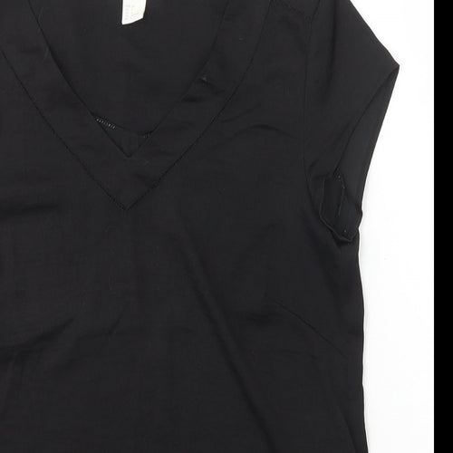 H&M Womens Black  Polyester Basic T-Shirt Size 34 V-Neck