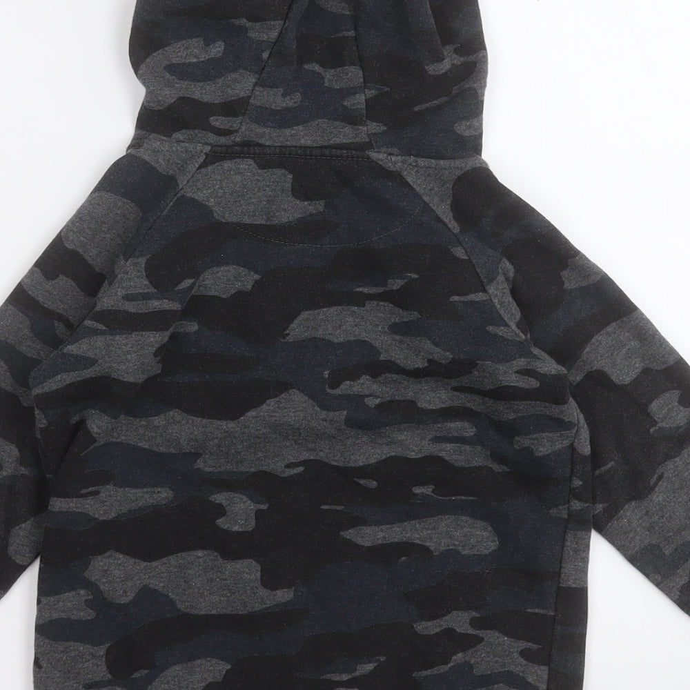 Primark Boys Grey Camouflage  Jacket  Size 5-6 Years  Zip