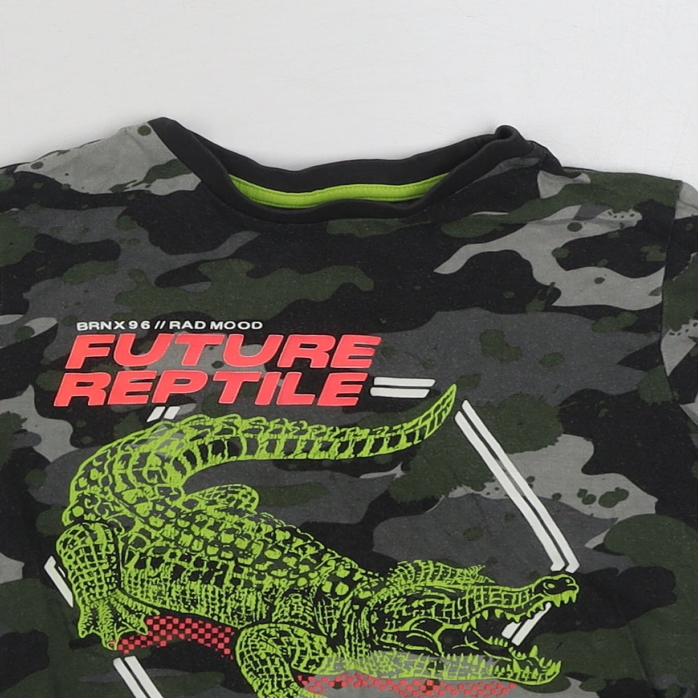 F&F Boys Green Camouflage Cotton Basic T-Shirt Size 4-5 Years Round Neck Pullover
