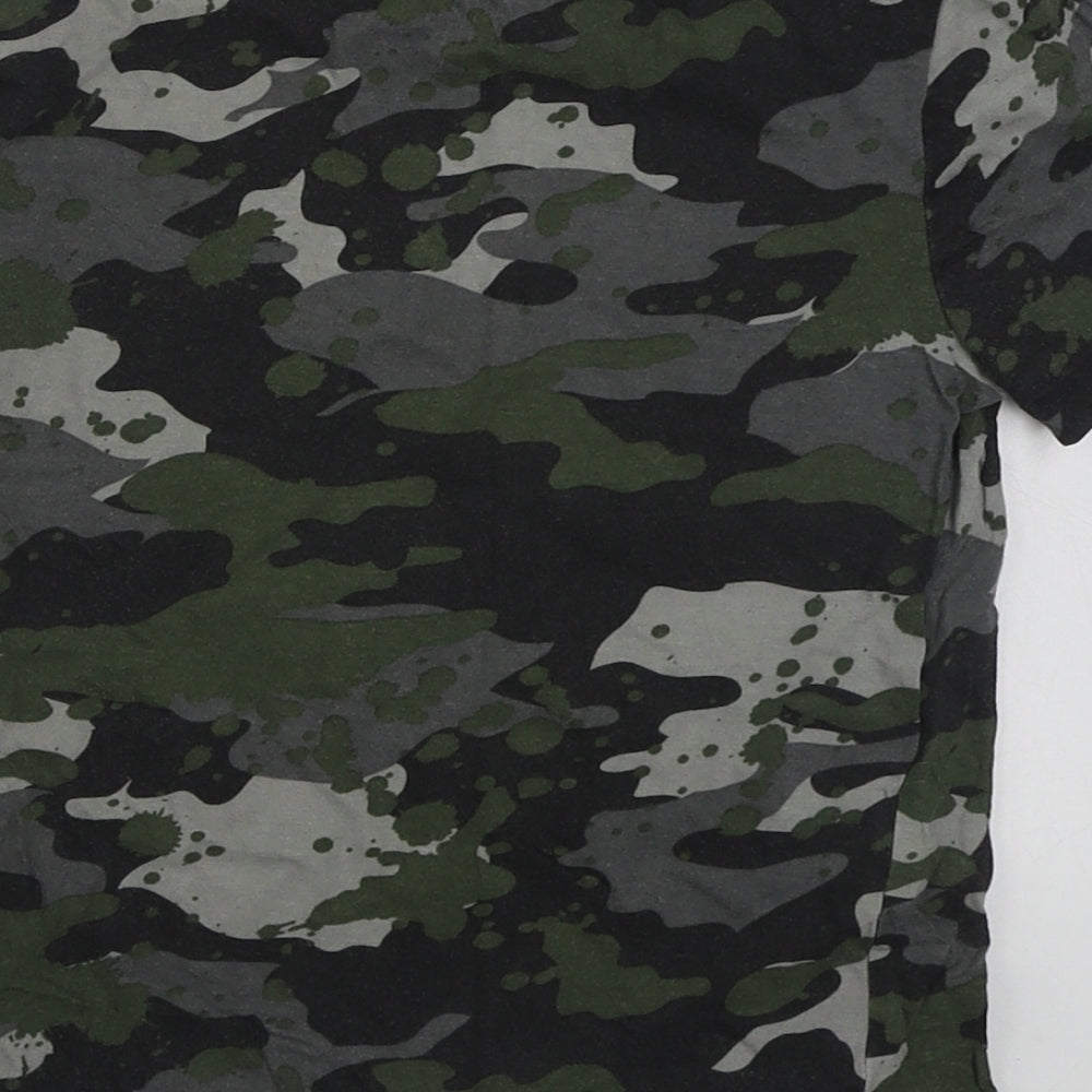 F&F Boys Green Camouflage Cotton Basic T-Shirt Size 4-5 Years Round Neck Pullover
