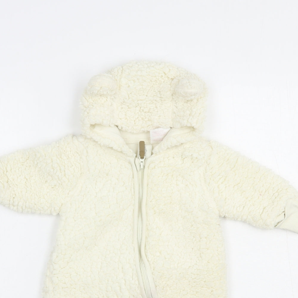H&M Baby Ivory    Snowsuit Size 0-3 Months   Zip - Bear Hood