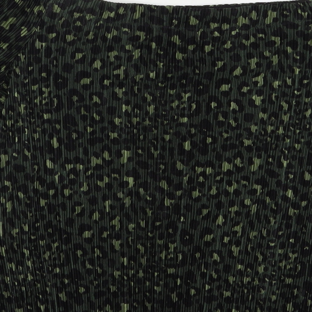 New Look Womens Green Animal Print Polyester Basic Blouse Size 8 Off the Shoulder