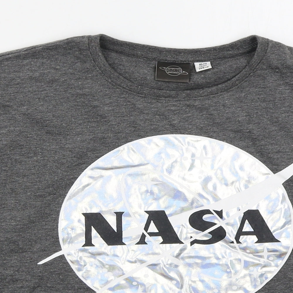 Tesco Girls Grey  Polyester Cropped T-Shirt Size 10-11 Years Crew Neck Pullover - NASA