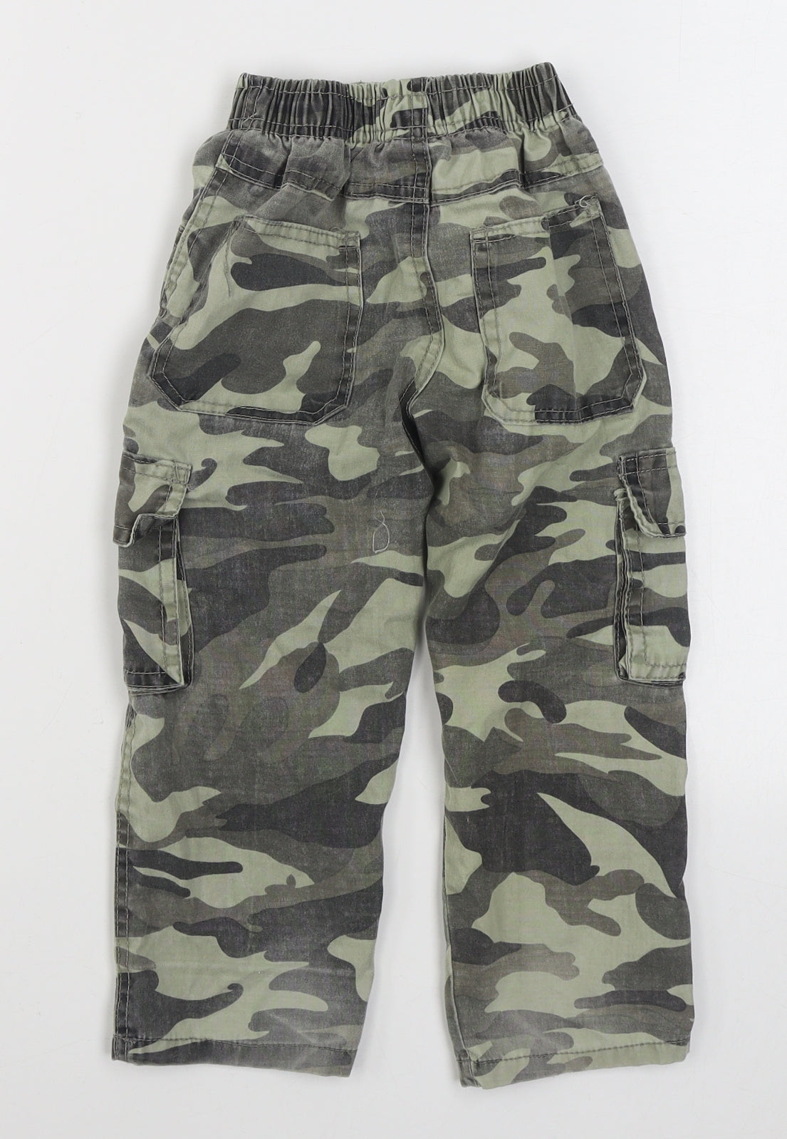 Preworn Boys Green Camouflage Cotton Cargo Trousers Size 4 Years  Regular