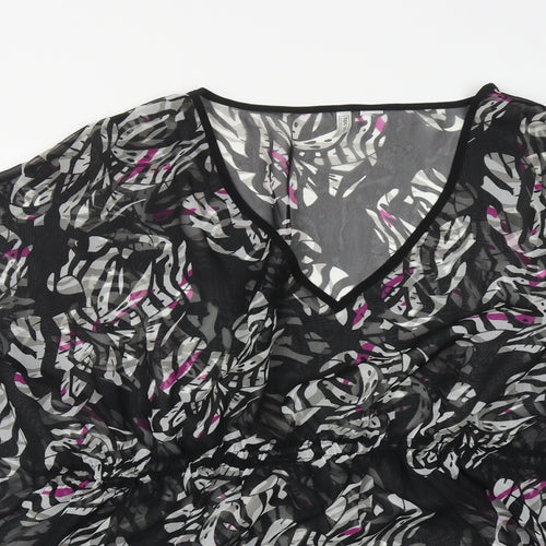 BPC selection Womens Black Geometric Viscose Basic Blouse Size M V-Neck - Beach Cover Up