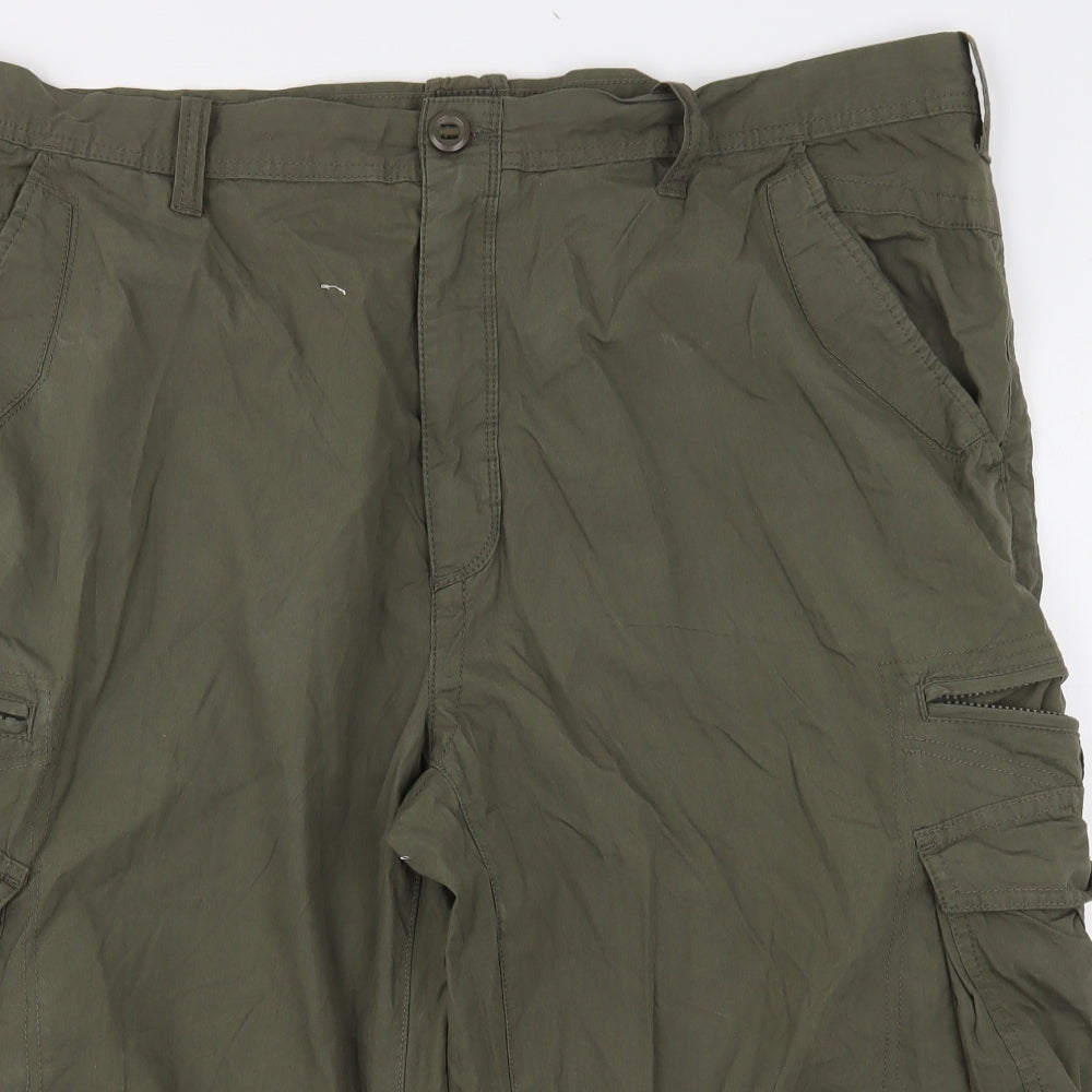 Blue Harbour Mens Green  Cotton Cargo Shorts Size 44 L16 in Regular Button