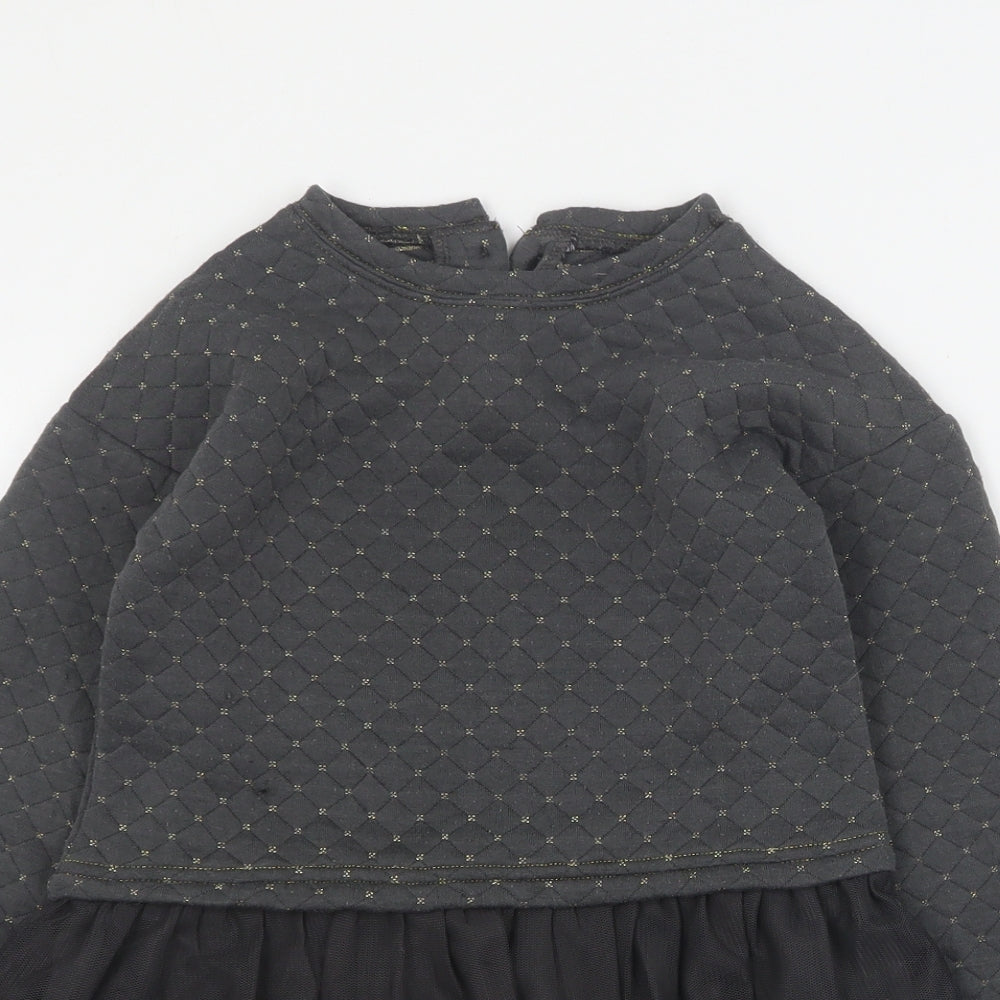 Primark Girls Grey  Polyester Jumper Dress  Size 5-6 Years  Round Neck Button