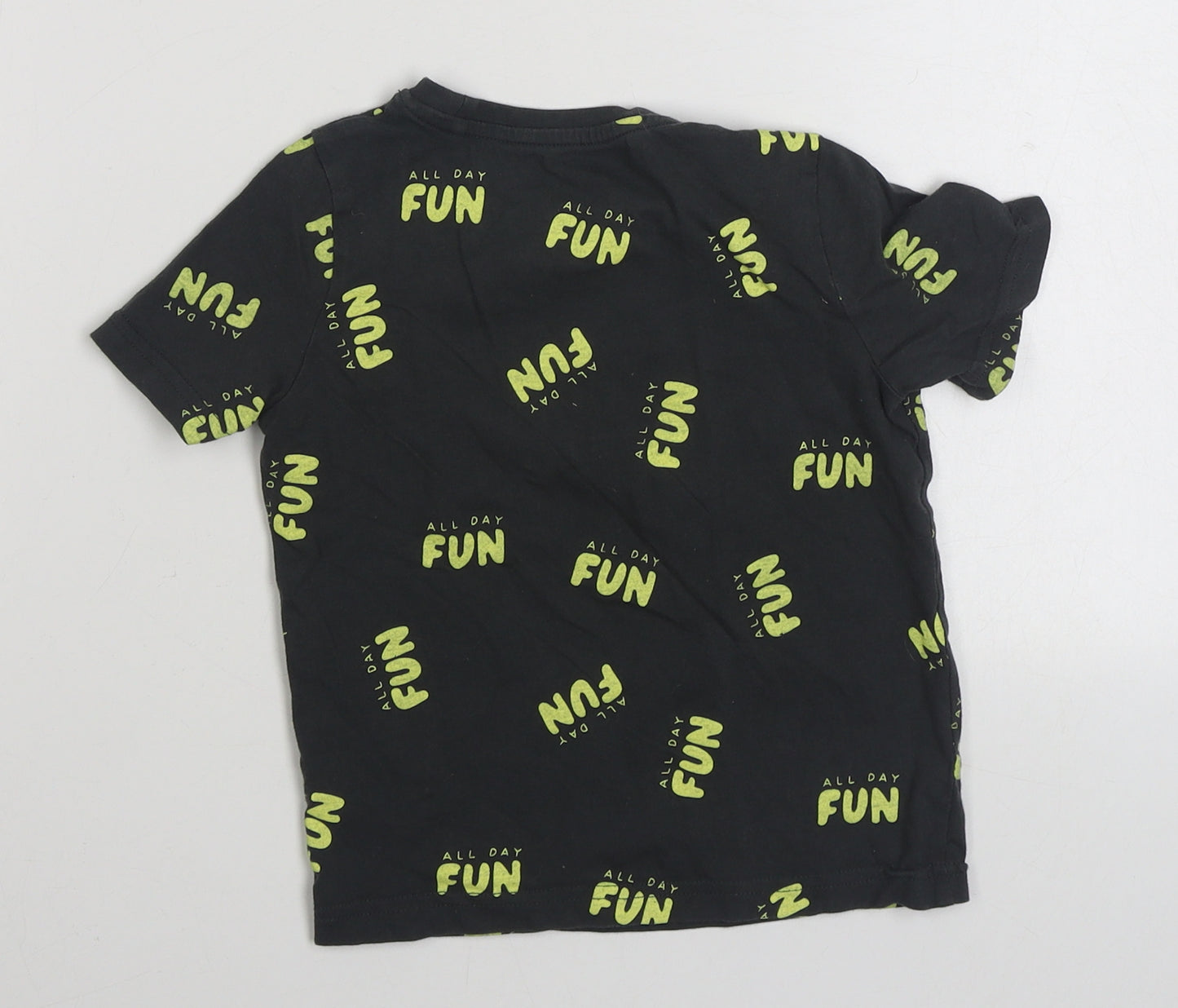 TU Boys Grey Geometric 100% Cotton Basic T-Shirt Size 2-3 Years Round Neck Pullover