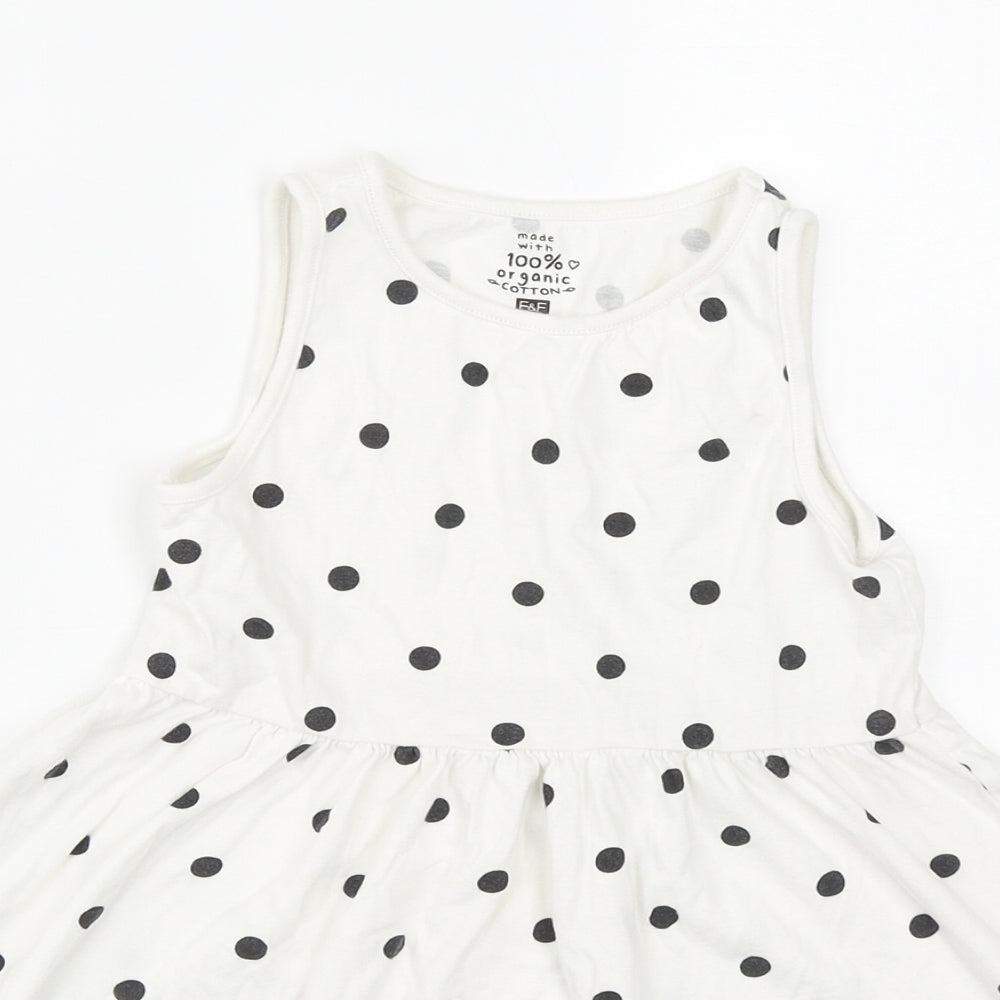 F&F Girls White Polka Dot Cotton Fit & Flare  Size 6-7 Years  Round Neck