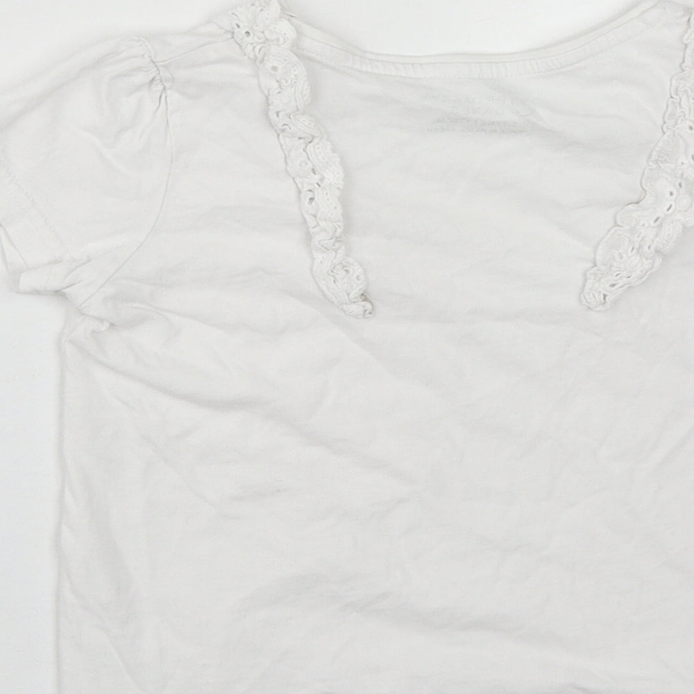 Primark Girls White  Cotton Basic T-Shirt Size 6-7 Years Round Neck