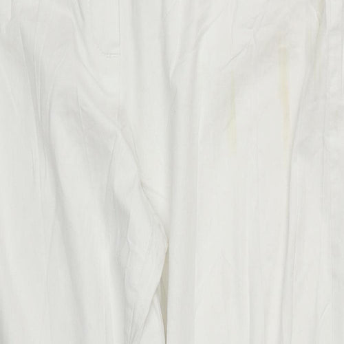 Marks and Spencer Womens White  Cotton Cropped Trousers Size 14 L24 in Regular Zip