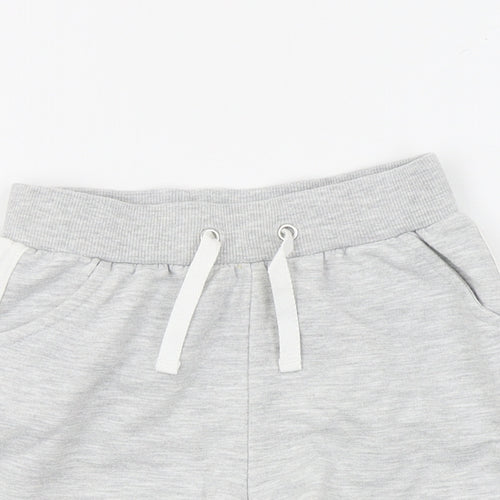 Primark Girls Grey  Cotton Sweat Shorts Size 6-7 Years  Regular Drawstring