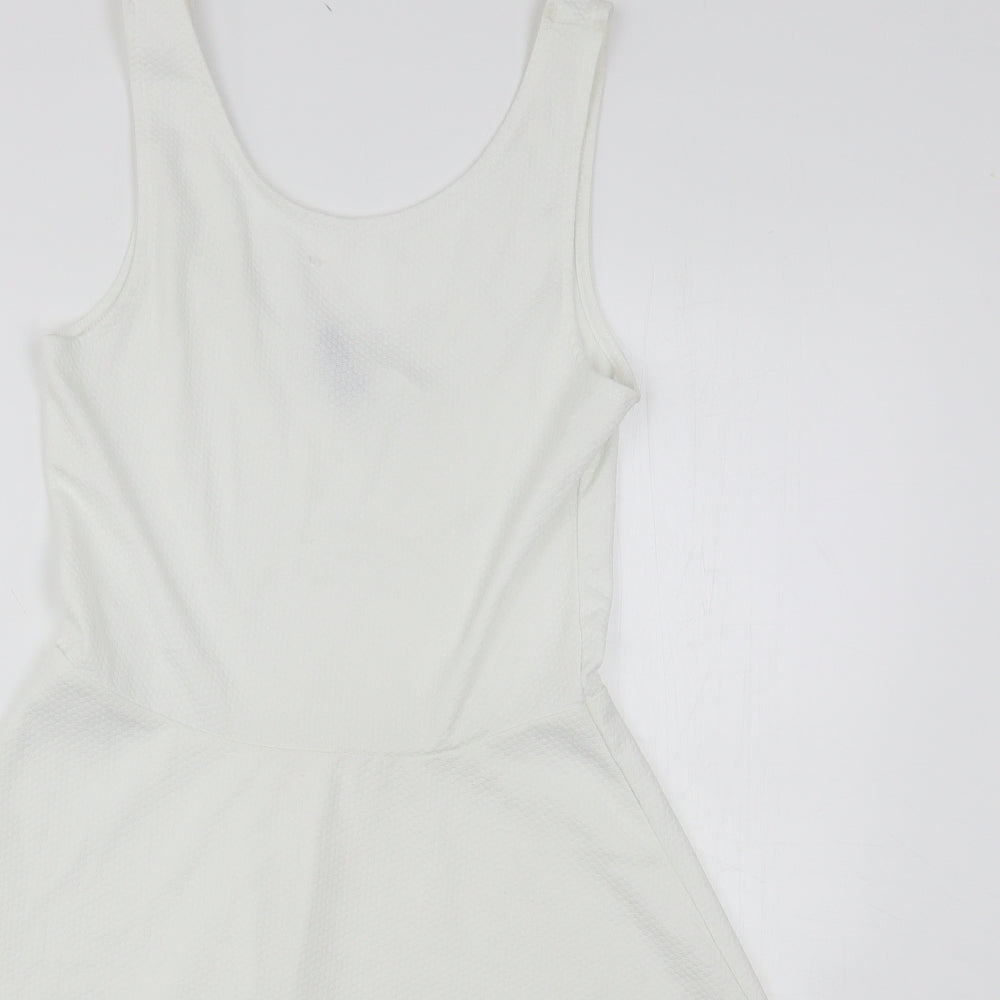 H&M Womens White  Polyester Skater Dress  Size 8  Round Neck