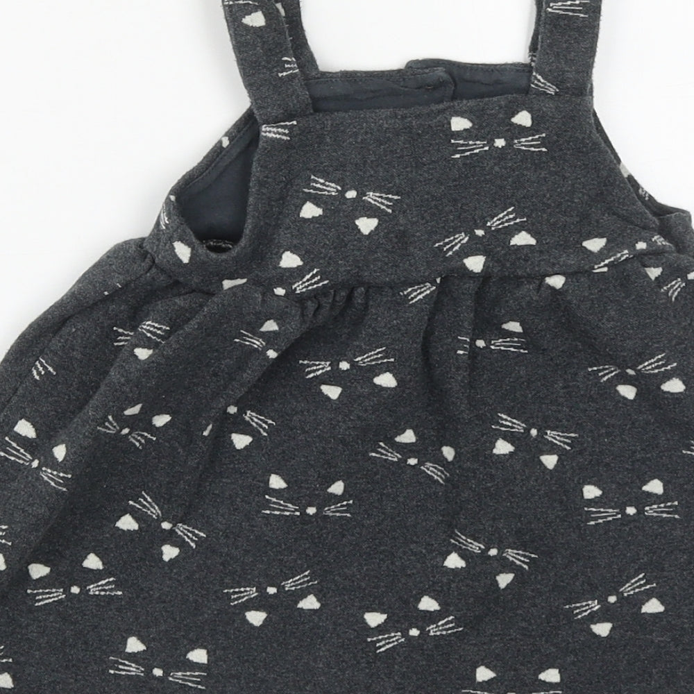 F&F Girls Grey  Cotton Pinafore/Dungaree Dress  Size 18-24 Months  Square Neck Button - Cat Print