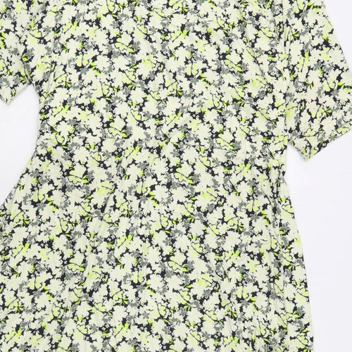 Marks and Spencer Womens Green Floral Viscose A-Line  Size 20  V-Neck