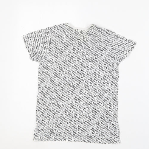 Matalan Boys White Geometric Cotton Basic T-Shirt Size 8 Years Round Neck  - New York City