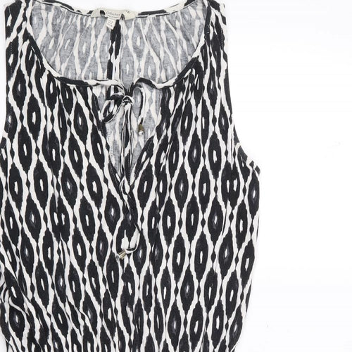 F&F Womens Black Geometric Viscose Skater Dress  Size 10  V-Neck Pullover