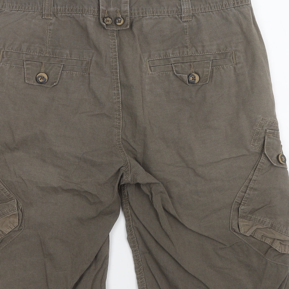 Cedar Wood State Mens Green  Cotton Cargo Shorts Size 34  Regular