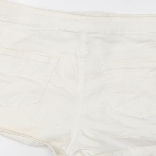 Matalan Womens White  Cotton Hot Pants Shorts Size 14 L10 in Regular