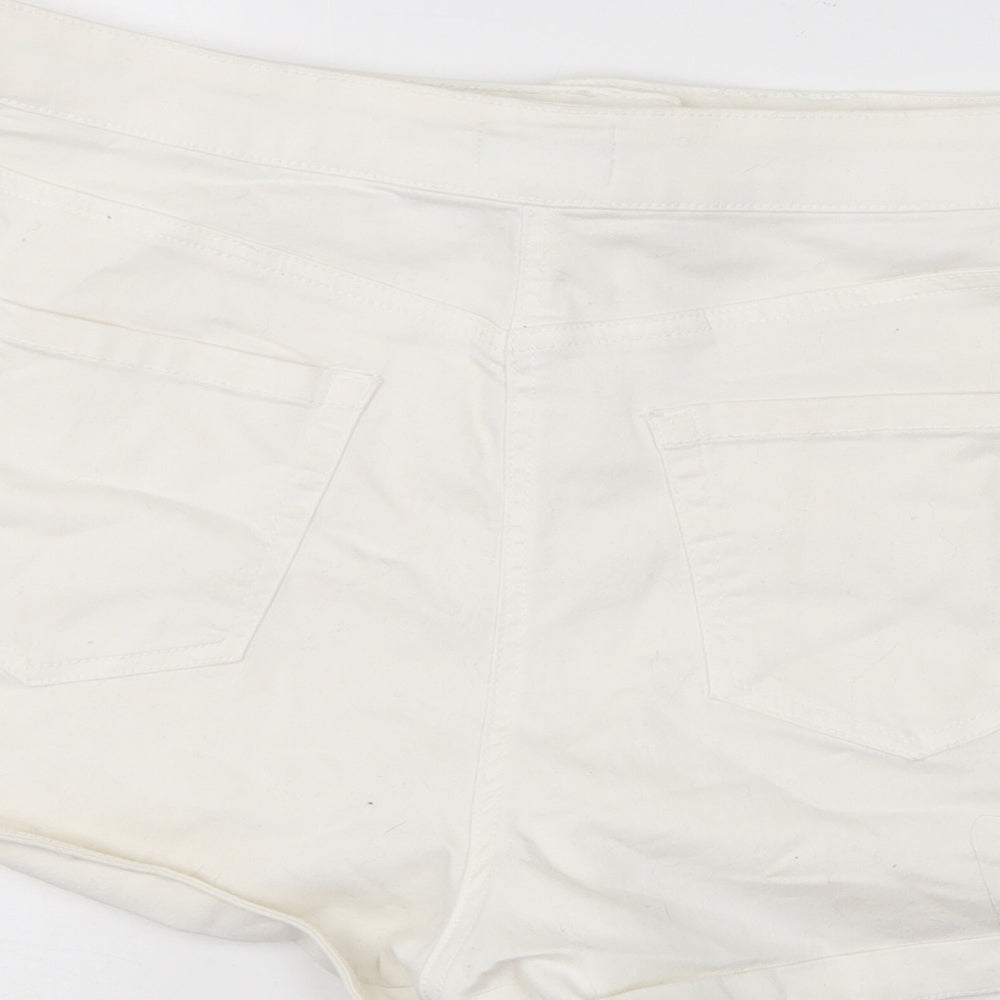 Matalan Womens White  Cotton Hot Pants Shorts Size 14 L10 in Regular