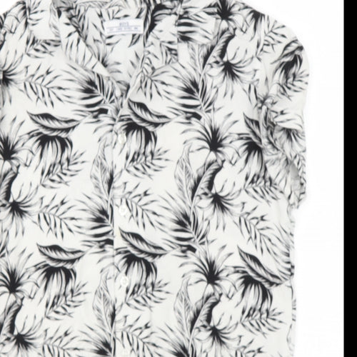 Preworn Boys White Geometric Viscose Basic Button-Up Size 13 Years Collared
