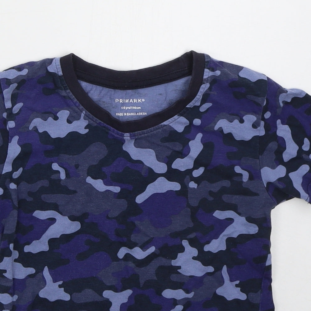 Primark Boys Blue Camouflage Cotton Basic T-Shirt Size 5-6 Years Crew Neck Pullover