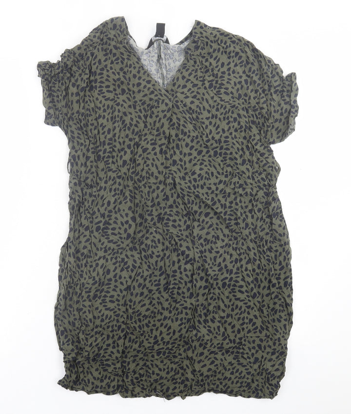 New Look Womens Green Animal Print Viscose A-Line  Size 8  V-Neck Pullover