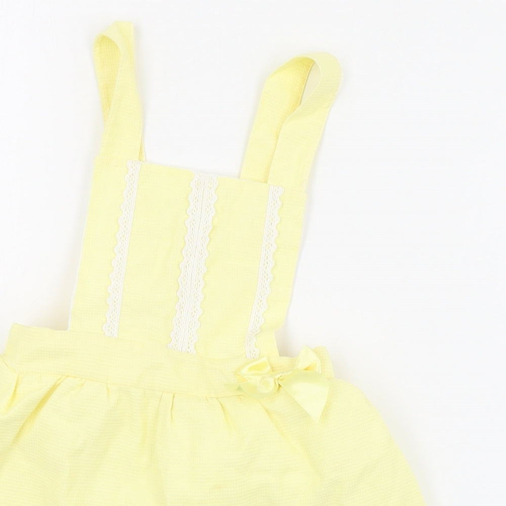 Little Nosh Girls Yellow  Cotton Pinafore/Dungaree Dress  Size 2-3 Years  Square Neck Button