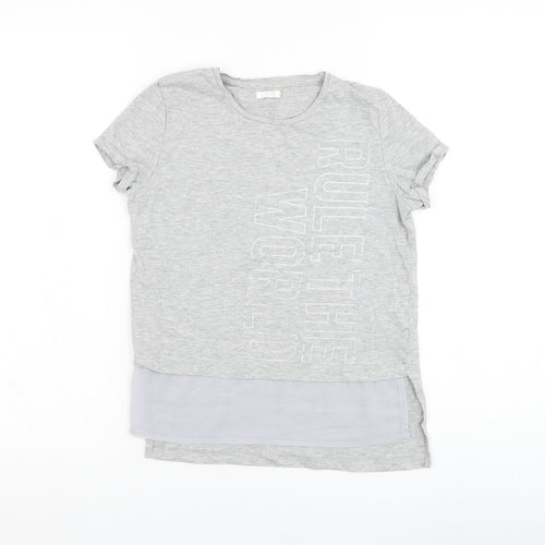 Preworn Girls Grey  Cotton Basic T-Shirt Size 11-12 Years Round Neck Pullover - Rule The World