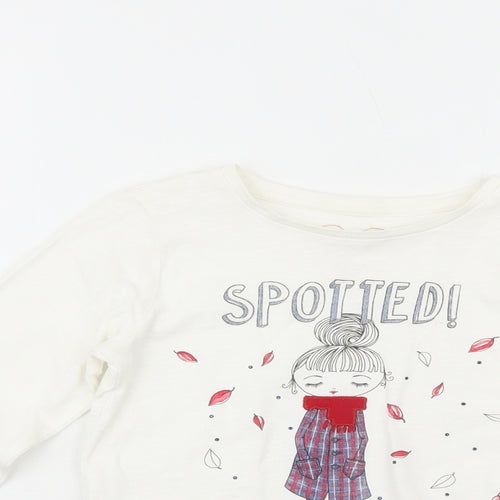 Preworn Girls White  Cotton Pullover Casual Size 6 Years Crew Neck  - Little girl with big dreams