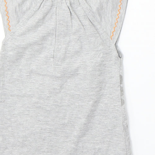 TucTuc Girls Grey  Cotton Basic T-Shirt Size 2 Years Round Neck