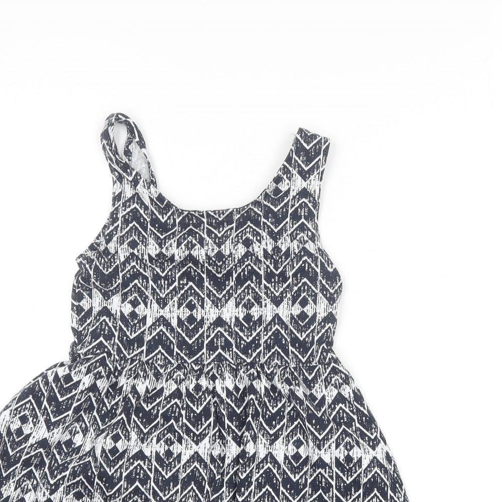 TU Girls Blue Geometric Cotton Skater Dress  Size 8 Years  Boat Neck