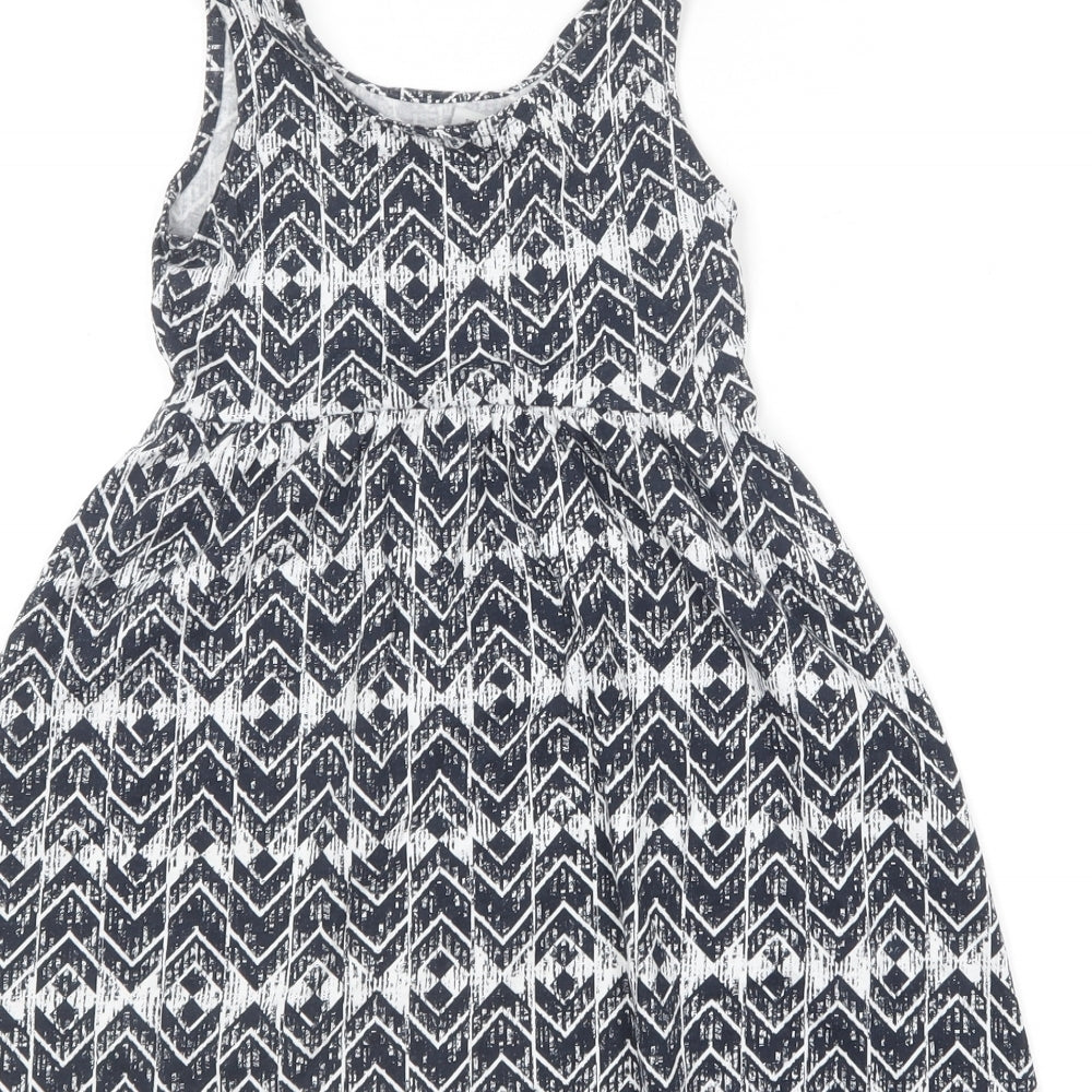 TU Girls Blue Geometric Cotton Skater Dress  Size 8 Years  Boat Neck