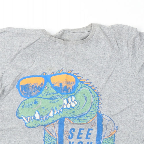 Preworn Boys Grey  Cotton Basic T-Shirt Size 7-8 Years Round Neck