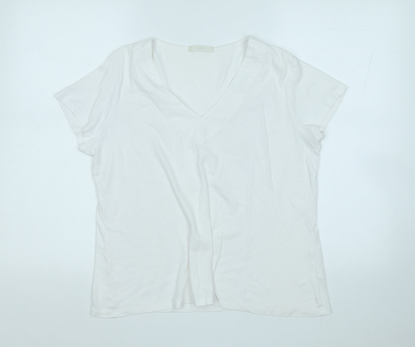 Marks and Spencer Womens White  Cotton Basic T-Shirt Size 18 V-Neck