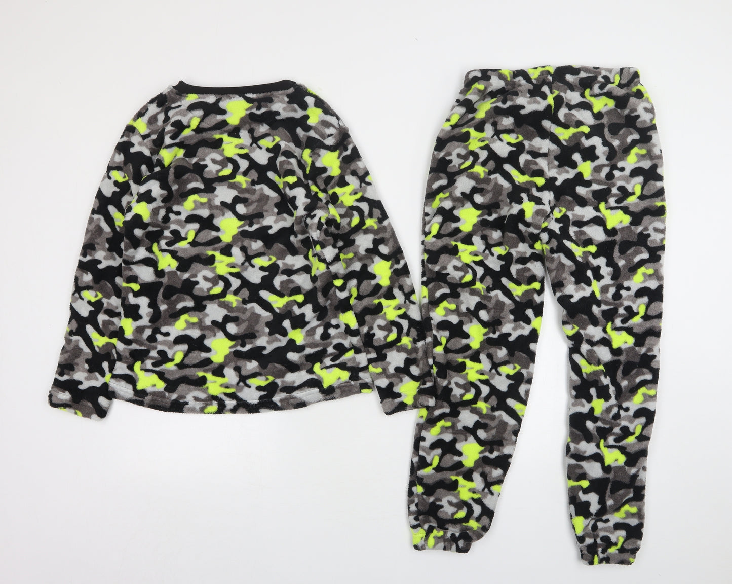 Snooze Time  Boys Multicoloured Camouflage Polyester  Pyjama Set Size 10-11 Years