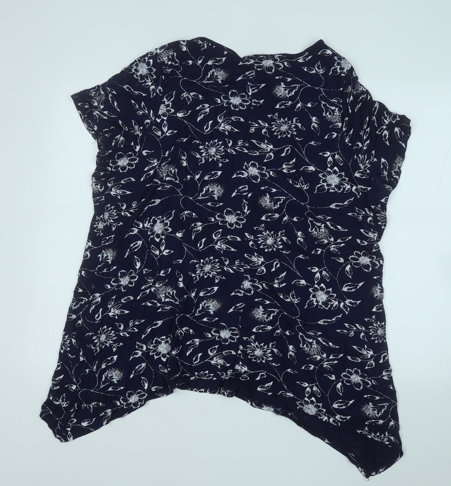 Preworn Womens Blue Geometric Viscose Basic Blouse Size 22 Round Neck